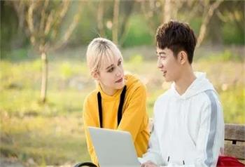 天津口語翻譯淺析同聲傳譯是什么意思？